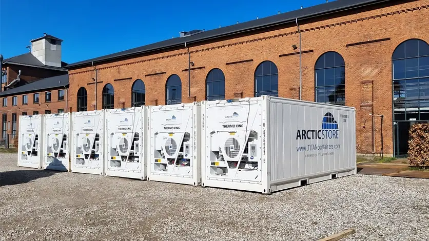 Soluții de containere frigorifice ArcticStore pentru clienții din domeniul tehnologic