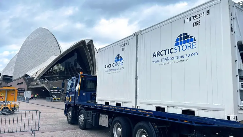 Soluții de containere frigorifice ArcticStore pentru clienții din domeniul tehnologic